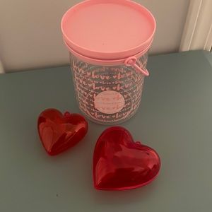 Valentine small bucket with 2 red heart containers